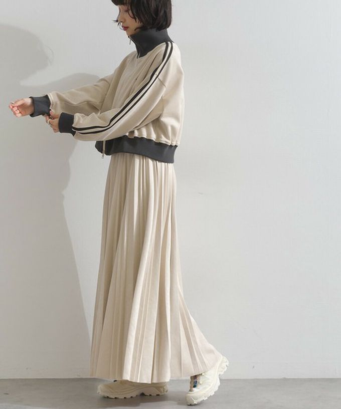 日本 ELENCARE DUE - 麂皮短絨休閒配色運動風夾克-炭黑x米杏領