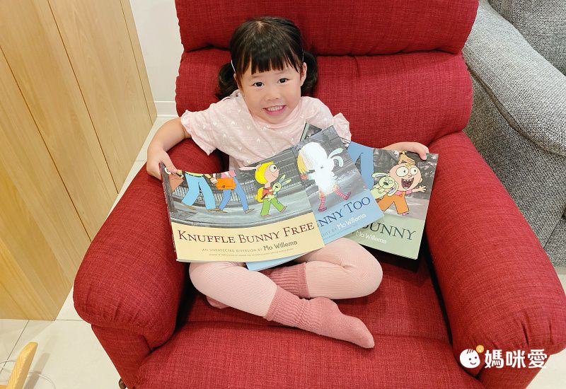 最殺26折！2Y＋外文入門套書，帶寶貝學會說請、謝謝、我愛你！