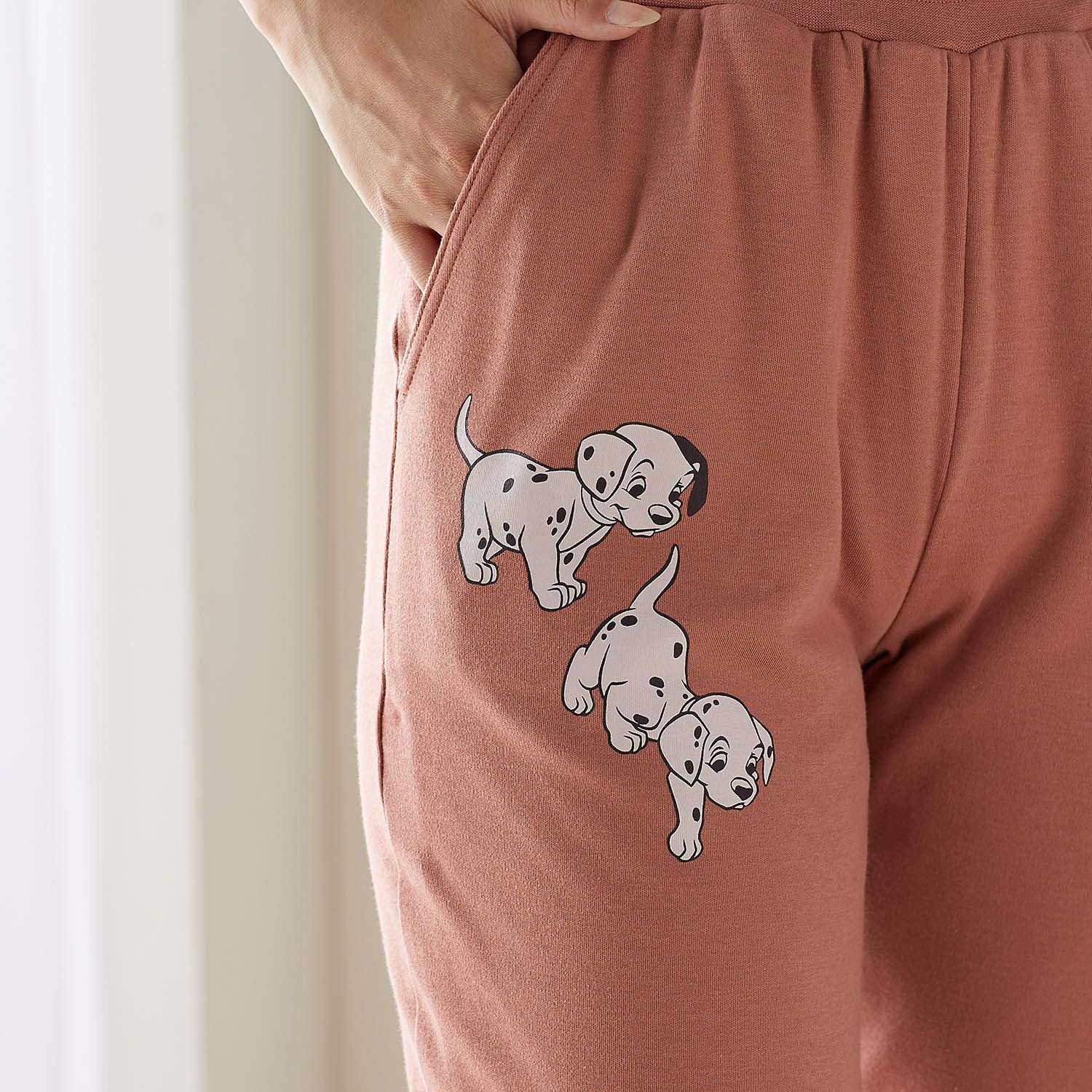 日本千趣會 - 迪士尼 柔軟家居休閒長褲-米奇花草-深灰