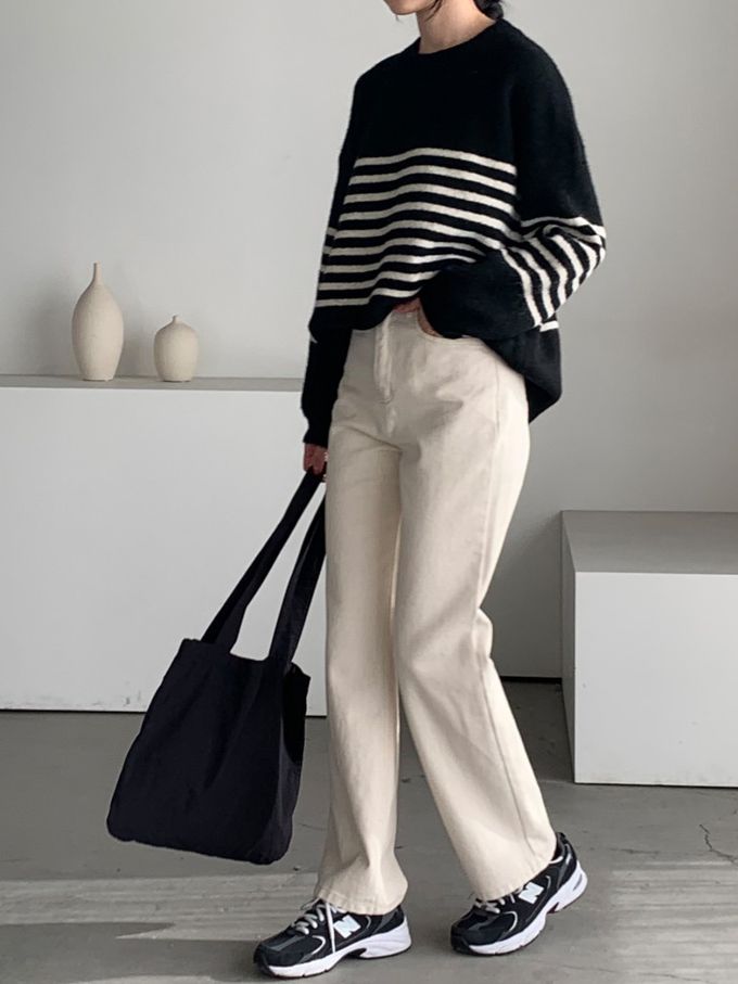 韓國女裝連線 - 條紋點綴寬鬆版型針織上衣-黑 (FREE)