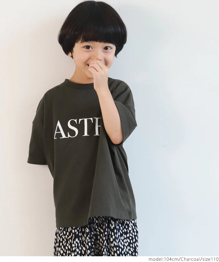 日本 COCA - 圓領純棉透氣字母短T-孩子-淺粉