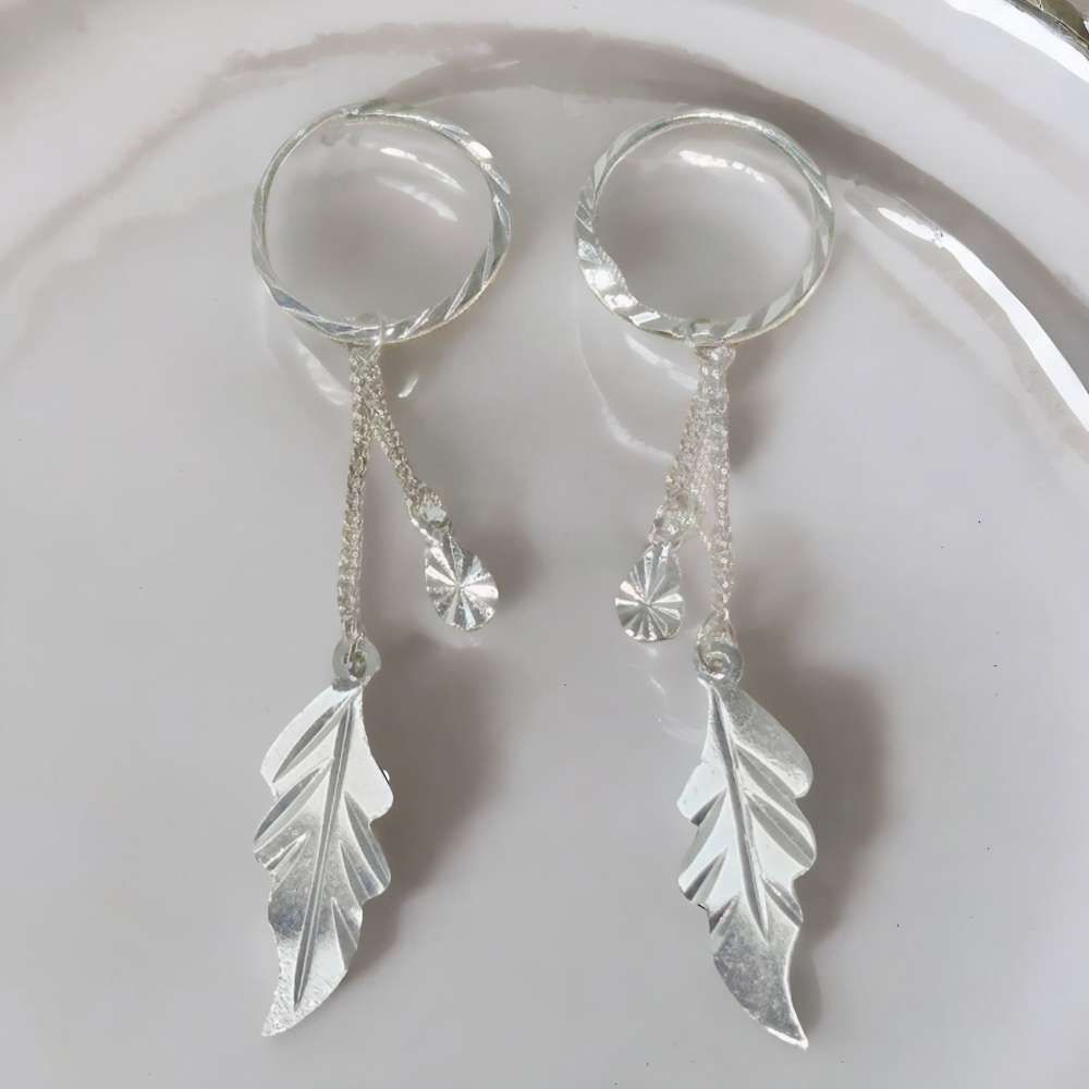 飄揚落葉垂墜式銀色耳飾耳針耳環 (F SIZE)