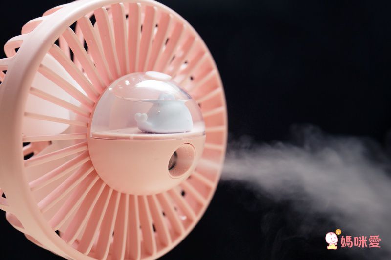Hereu - 涼感霧化保濕風扇-鯨魚-粉