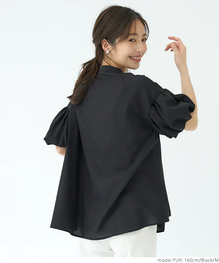 日本 COCA - 輕薄圓領泡泡短袖襯衫-淺米