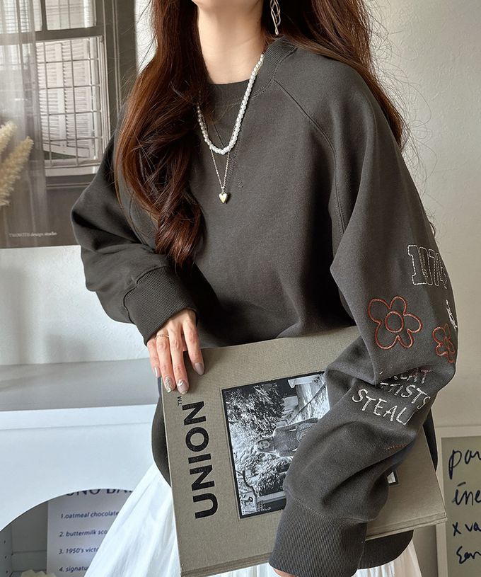 日本 Classical Elf - 俏皮塗鴉裏起毛長袖上衣-淺灰