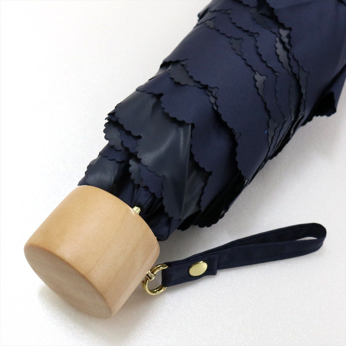 日本 nifty colors - 抗UV輕量 晴雨兩用折疊傘(遮光遮熱款)-花瓣傘面/清新小花-白 (直徑90cm/224g)-99.9%