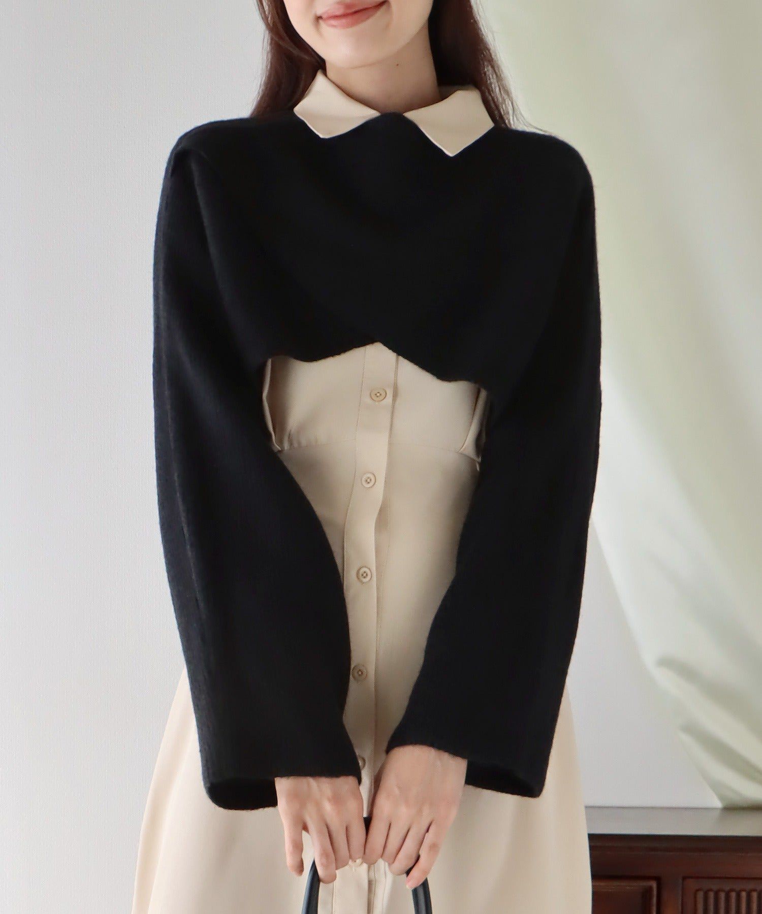 日本 BLUE EAST - 交叉短版針織長袖罩衫-淺灰