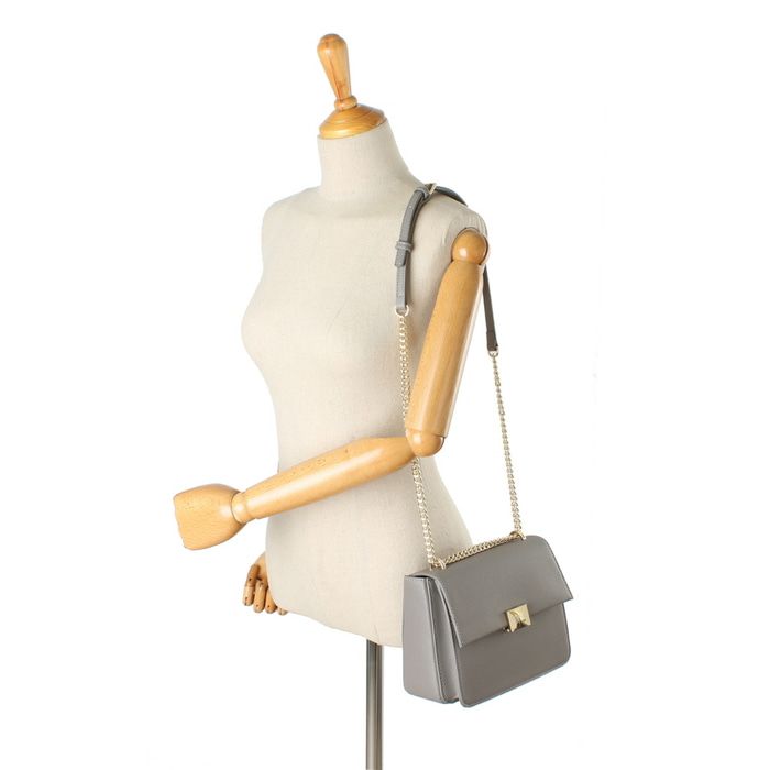 Saint Scott - Irina金鍊掀蓋硬殼包-灰