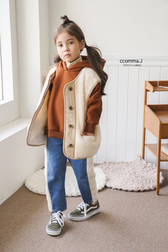韓國 ccomma. J - 搖粒絨百搭背心-米