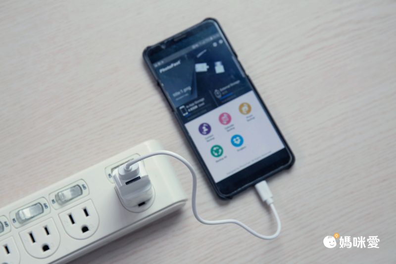 PhotoFast - PhotoCube Pro 備份方塊(不附記憶卡）-1入