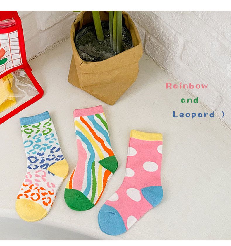 兒童中筒襪 (三入一組)-1097彩虹豹纹襪
