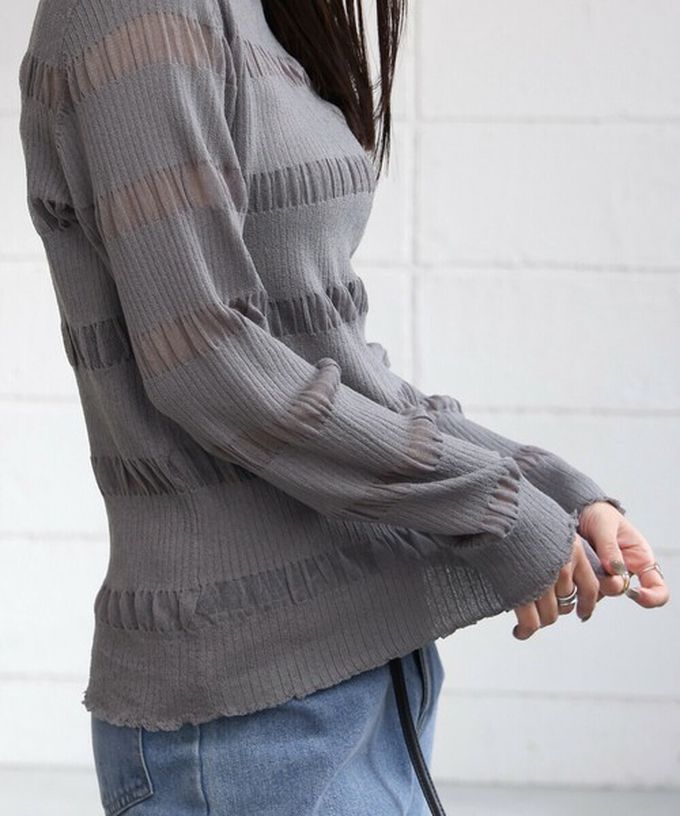 日本 Bab - 魅力條紋透膚針織長袖上衣-米白