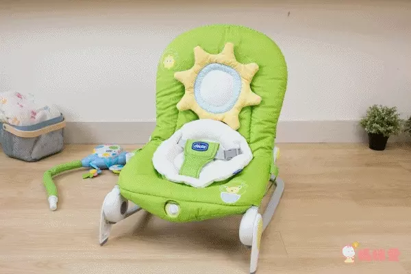 CHICCO Ballon 安撫搖椅