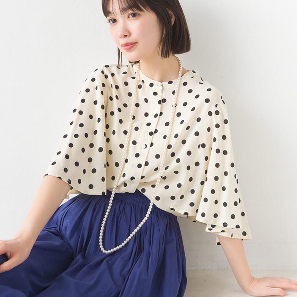 日本 OMNES - 純棉嫘縈 優雅喇叭袖襯衫-白底黑點