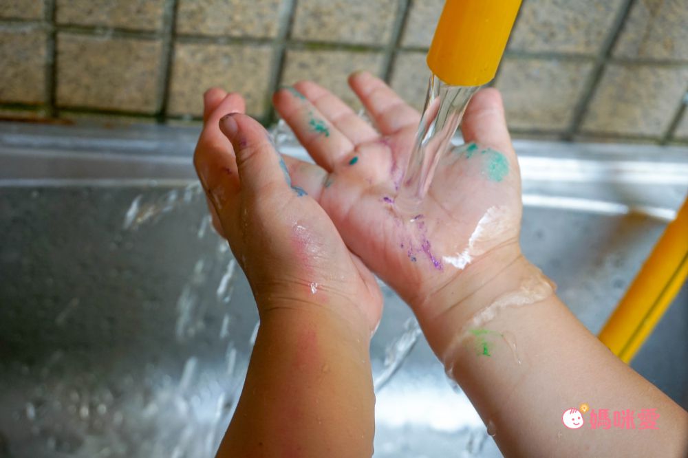 英國Little Brian - 可洗式無毒兒童專用水彩棒-12色(經典色）