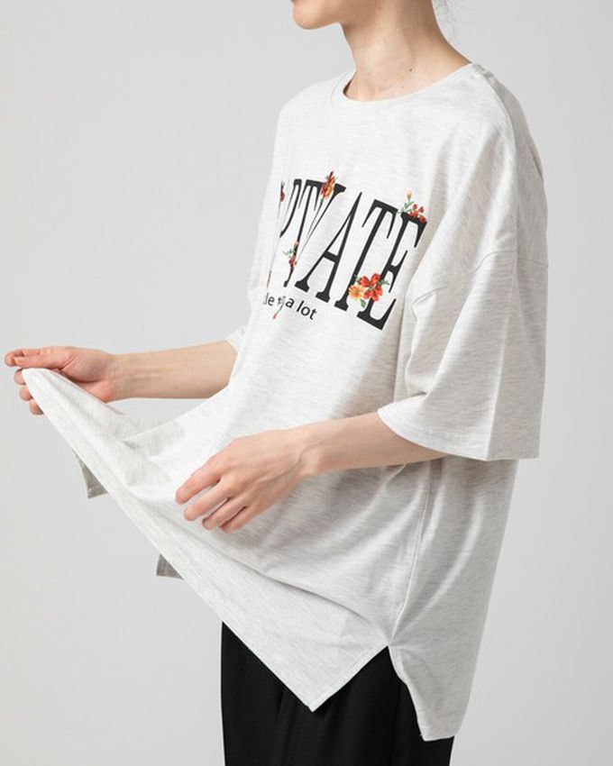 日本 gleam - 花朵刺繡英文標語天竺棉短袖T恤-白