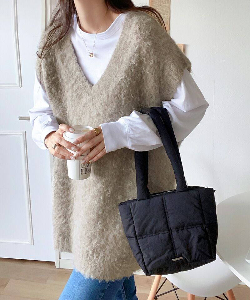 日本 Classical Elf - V領輕量柔軟毛絨穿搭背心-灰棕