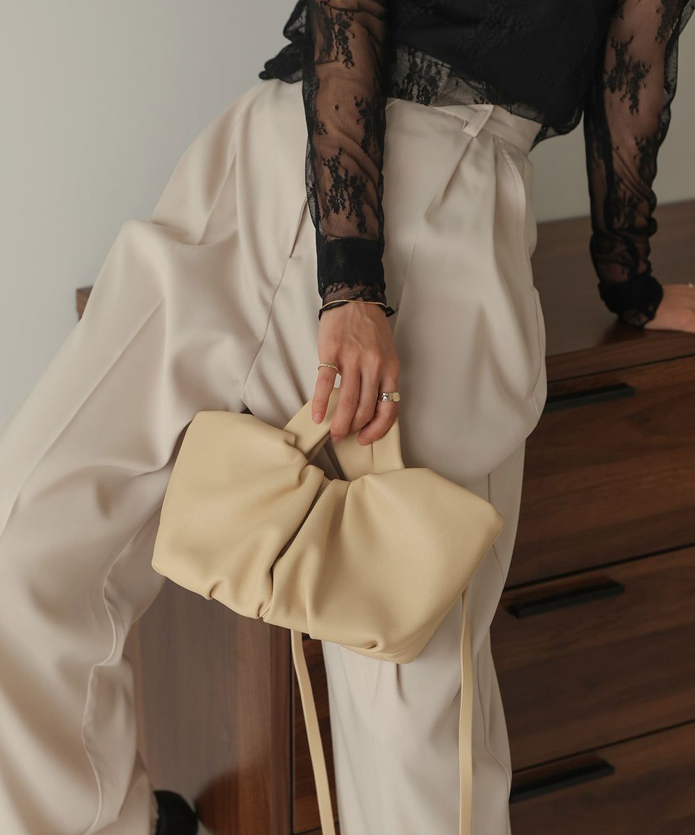 日本 Bab - 2WAY抓皺設計皮革小包-淺藍