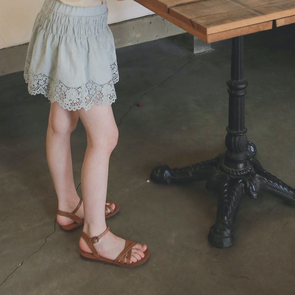 韓國 PuellaFLO - 蕾絲鏤空花瓣下襬褲裙-天藍