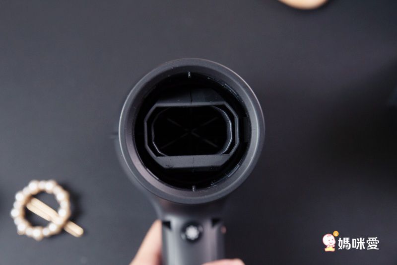 日本 Create Ion 翻轉風 專業沙龍級負離子吹風機