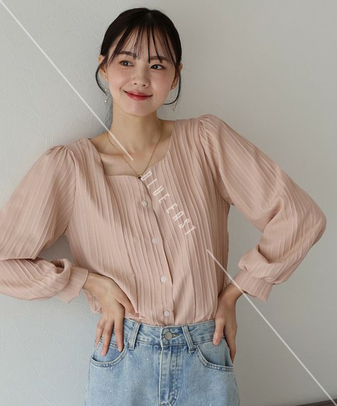 日本 BLUE EAST - 甜美心型領線條紋理長袖襯衫-黑