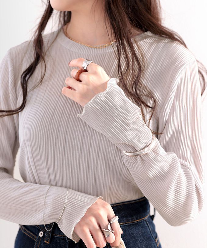 日本 Classical Elf - 圓領細坑條光澤感薄長袖上衣-摩卡