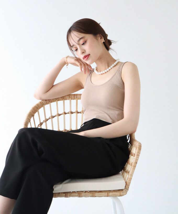 日本 BLUE EAST - 短版無袖背心/上衣(附Bra)-米杏