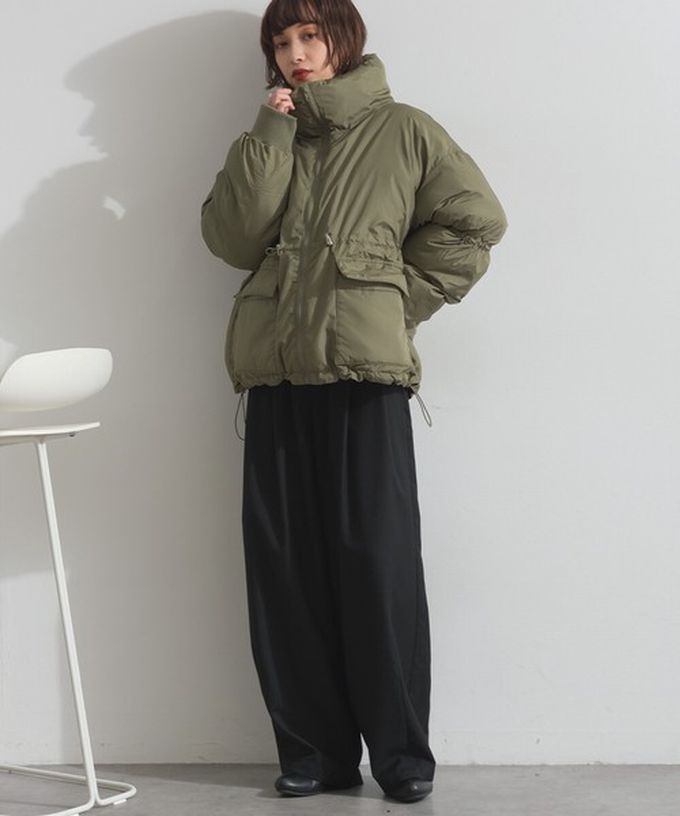 日本 ELENCARE DUE - 蓬鬆袖立領腰抽繩科技羽絨保暖外套-象牙