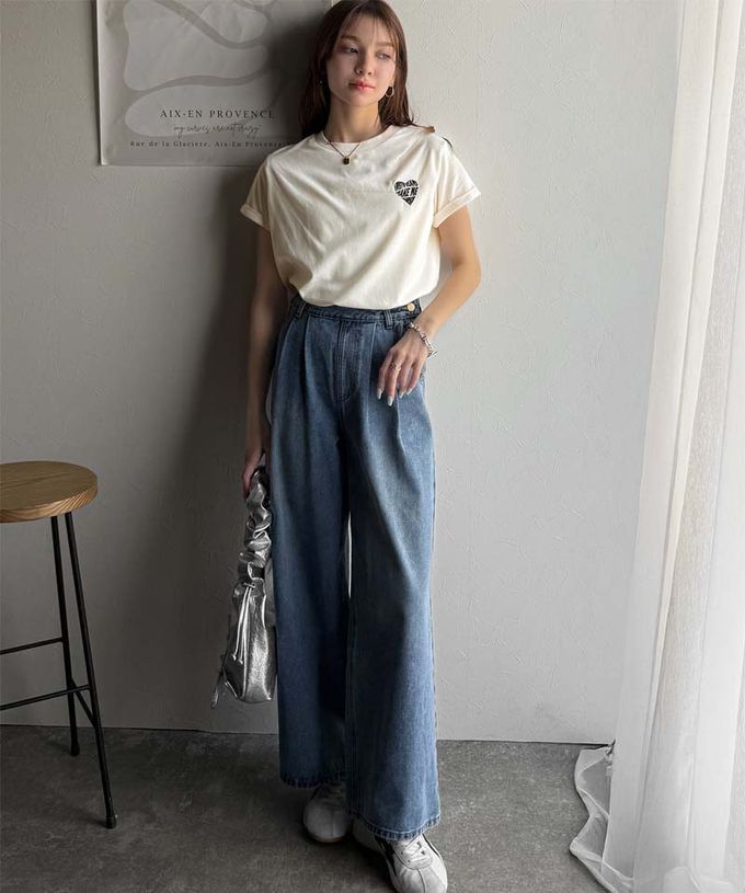 日本 Classical Elf - 經典胸前愛心刺繡短袖上衣-藍愛心-粉紅