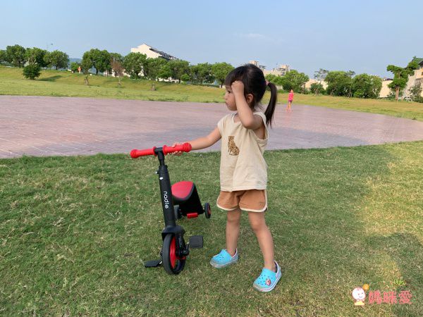 奧地利Nadle - 三合一多功能三輪滑步/滑板車-藍色