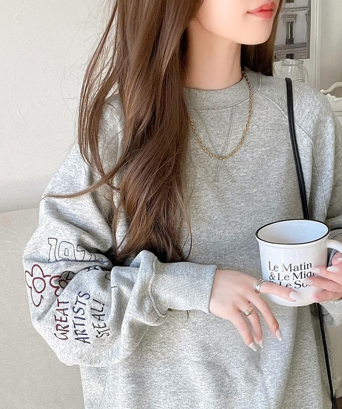 日本 Classical Elf - 俏皮塗鴉裏起毛長袖上衣-米灰