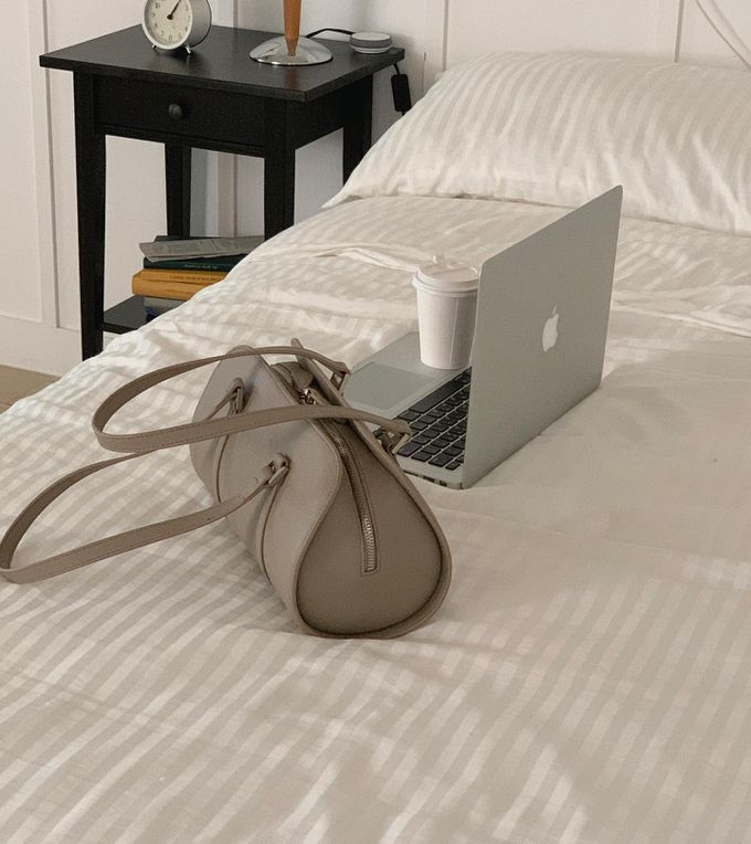 韓國lemego - 牛皮圓筒手提肩背包(Bella)-淺卡其