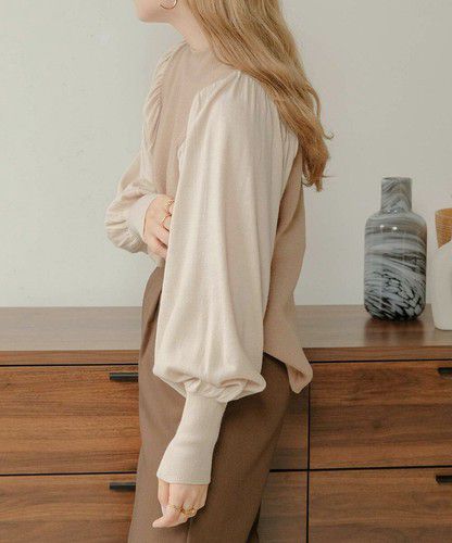 日本 Bou Jeloud - 細針織拼接泡泡袖上衣-淺卡其