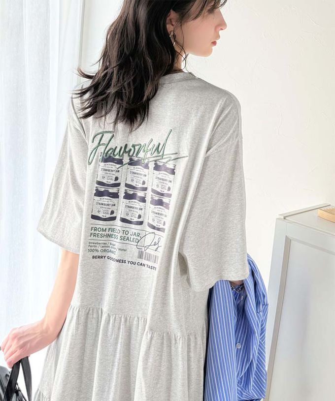 日本 Classical Elf - 背後美式印花休閒廓形短袖洋裝-炭灰