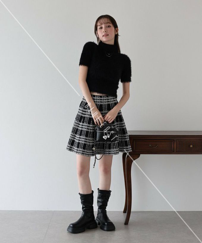 日本 BLUE EAST - 甜心格紋針織迷你短裙-黑灰