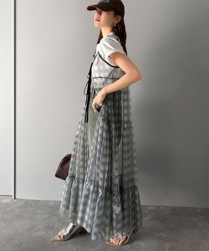 日本 Classical Elf - 絕美透膚格紋細肩帶薄紗罩衫-藍