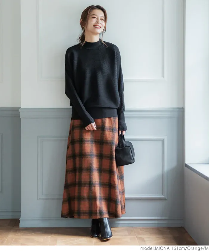 日本 COCA - 氣質歐風格紋修身長裙-暖橘藍