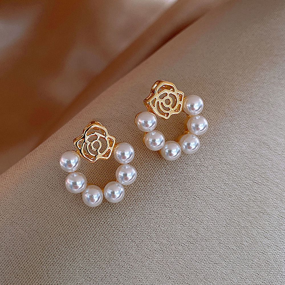 珍珠玫瑰造型耳環
