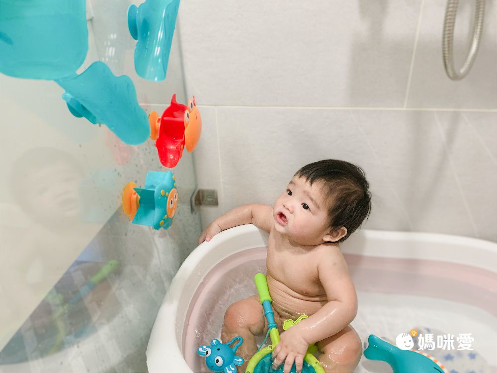 浴室秒變水上樂園【德國 Hape】戲水玩具，孩子愛上洗澡的魔法