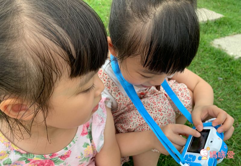 FUNY - Kids童趣二代數位相機-小飛龍(WIFI版)-【升級附贈】32G記憶卡