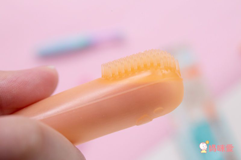 牙科大學共同研發【日本 Richell】 五階段乳齒訓練牙刷