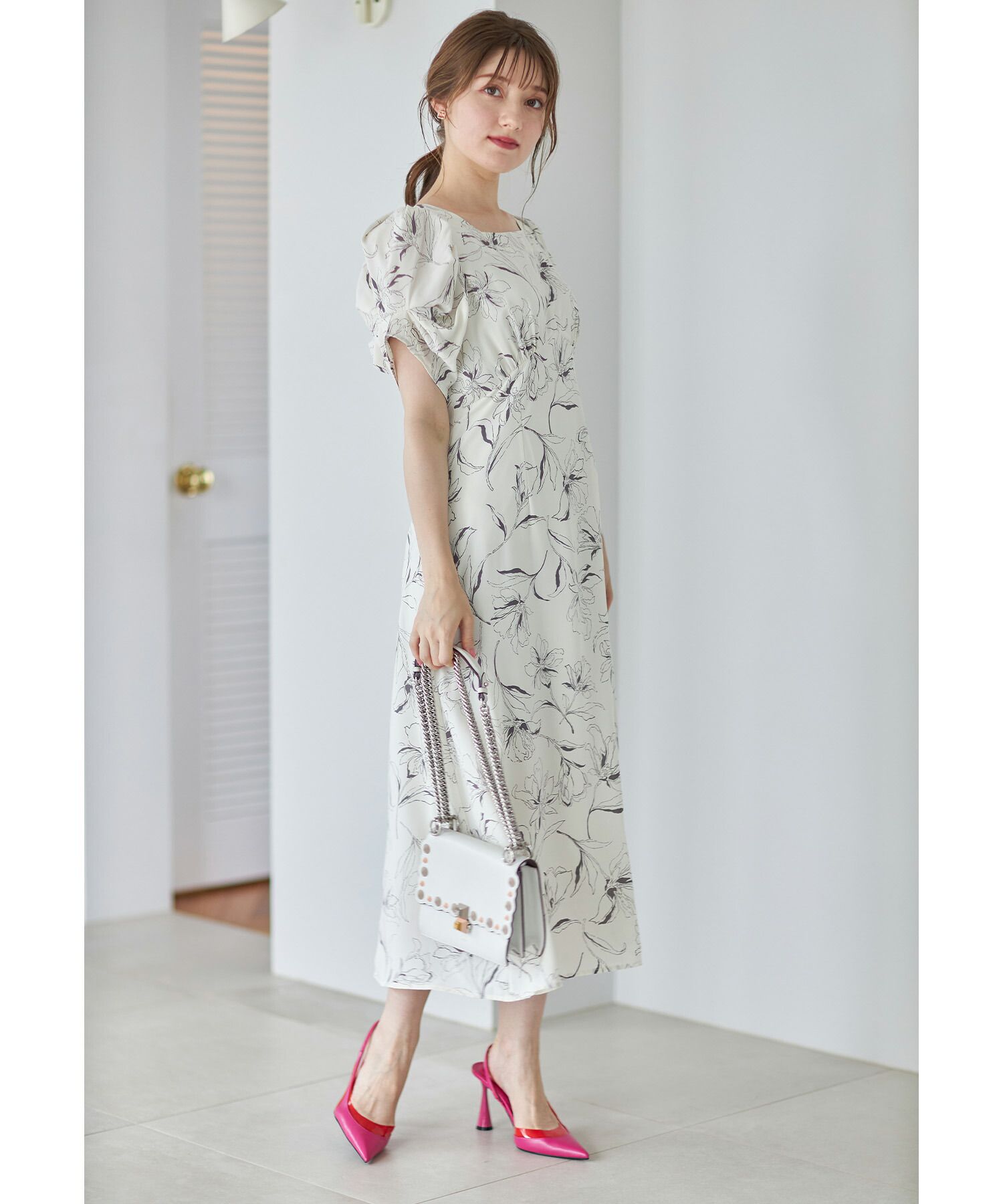 日本 tocco-closet - 典雅方領後綁帶泡泡袖洋裝-純潔百合-春芽綠