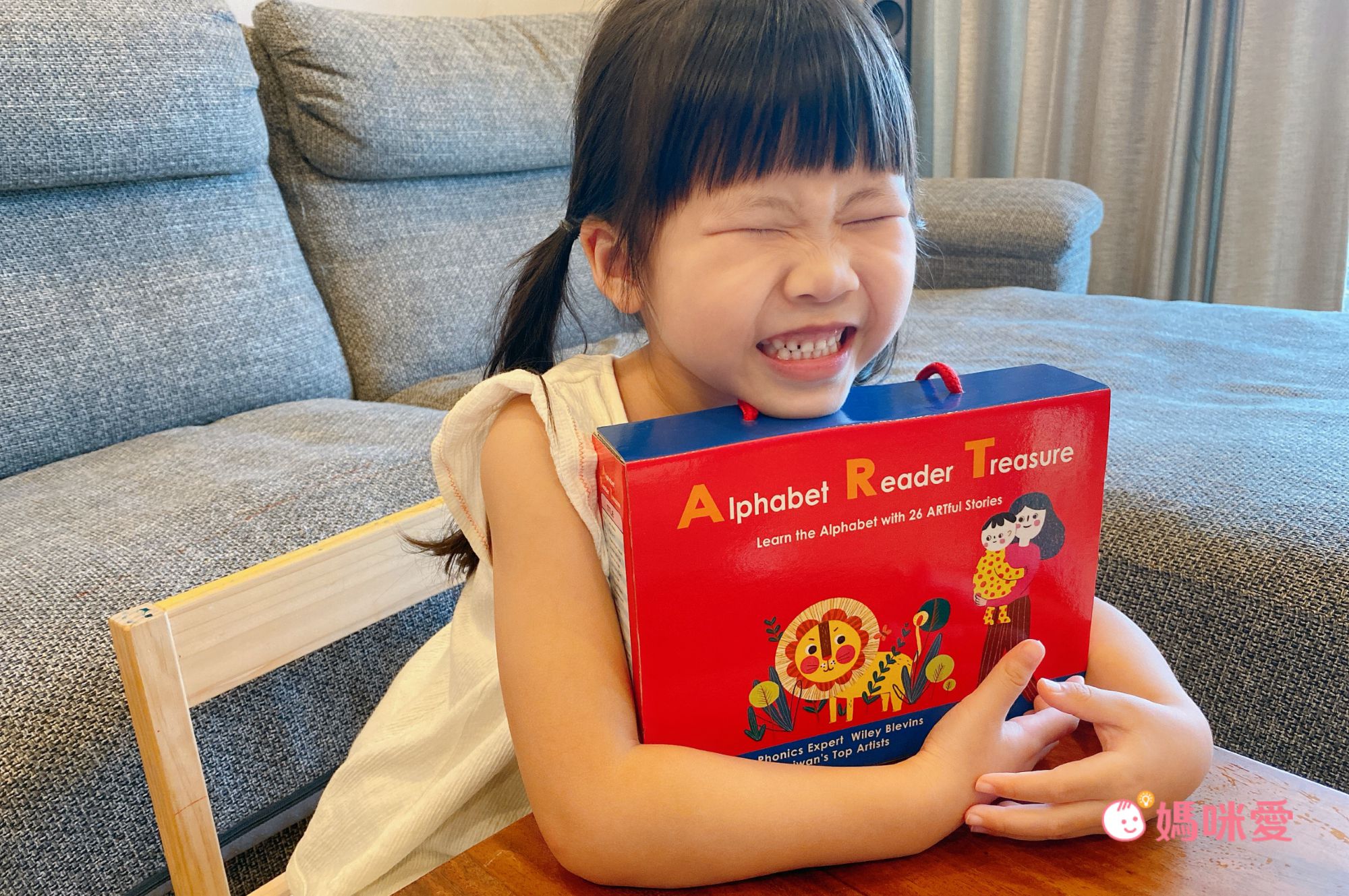 麥克兒童外文書店 - 【ART字母繪本・進階套組】ALPHABET READER TREASURE+【常見字讀本】SIGHT WORD READER