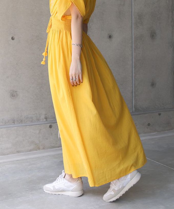 日本 Bab - 100%印度棉 素雅刺繡收腰短袖洋裝-黃