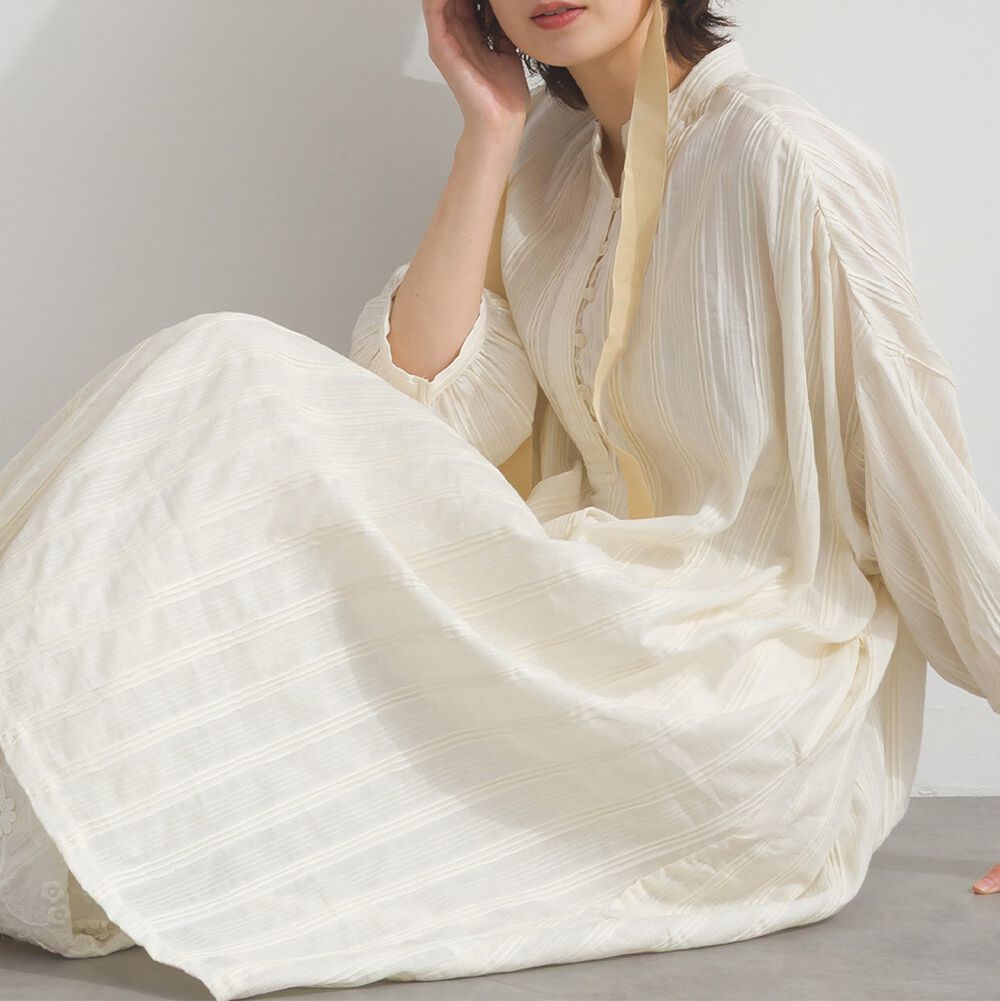 印度棉 細緻緹花前開襟七分袖洋裝-象牙米