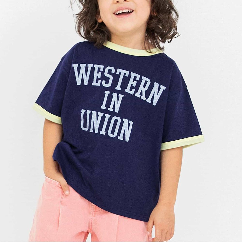 學院風英文logo短袖上衣-海軍藍