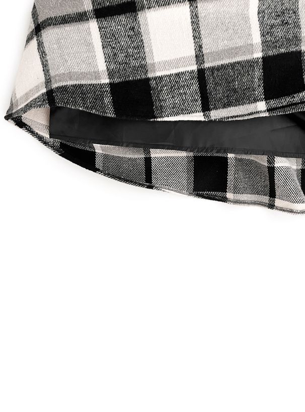 日本 GRL - 定番格紋份量感傘狀長裙-黑白