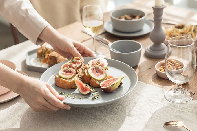 韓國 SSUEIM - Mariebel系列莫蘭迪陶瓷淺盤25cm(灰色)