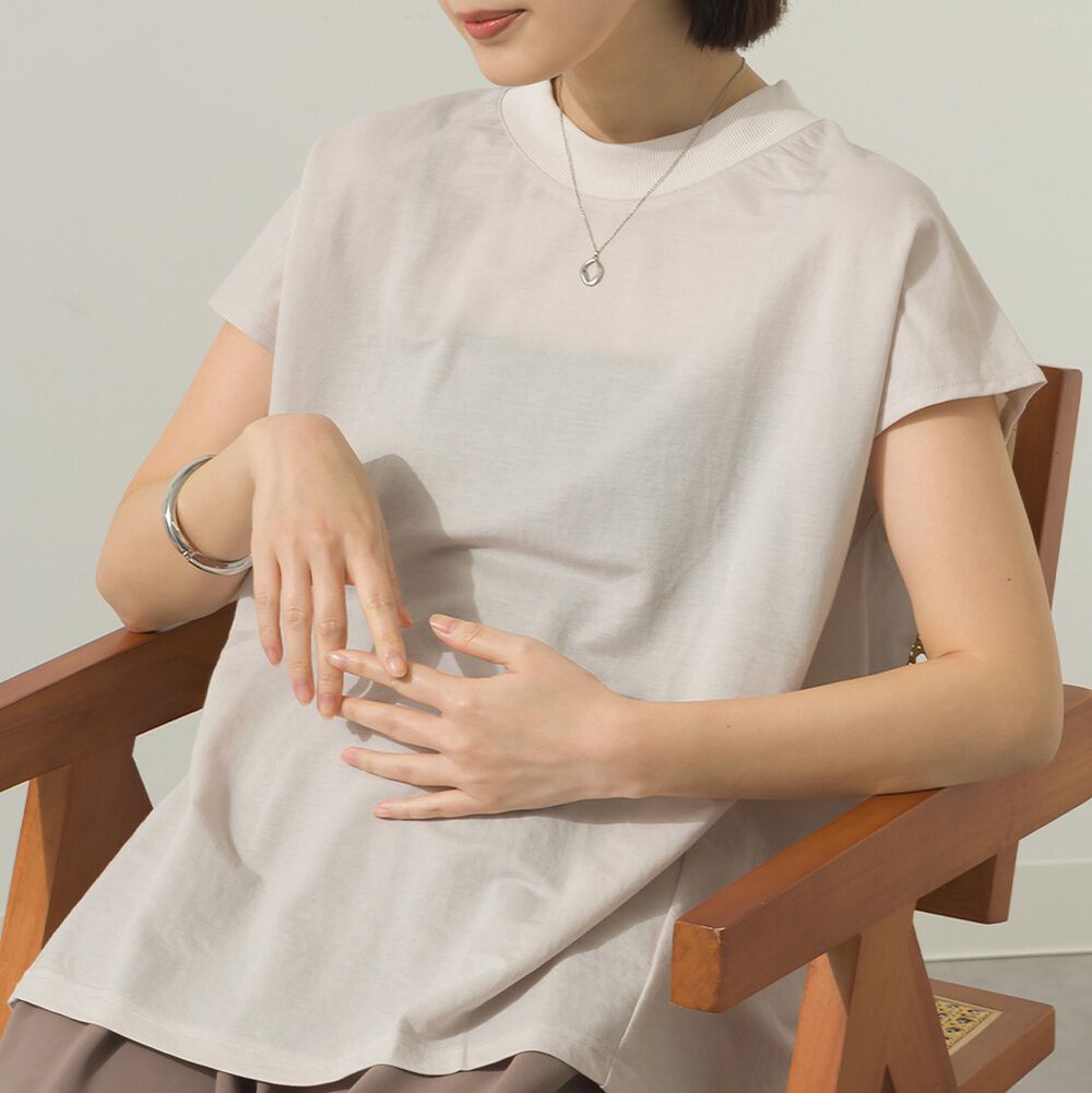 接觸涼感 圓弧百搭法式袖上衣-米白