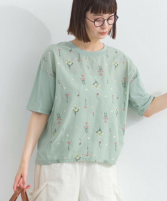 日本 Lupilien - 唯美刺繡舒適棉短袖上衣-花卉-米白